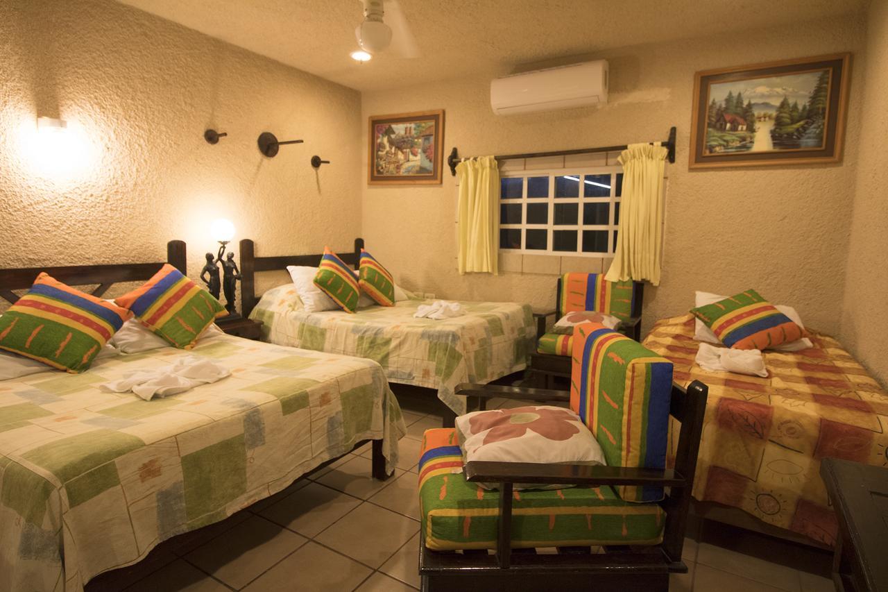 Hotel Sol Caribe Isla Mujeres Exterior photo